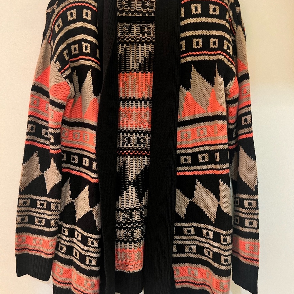 Xhilaration Black and Pink Geometric Cardigan - Picture 1 of 2